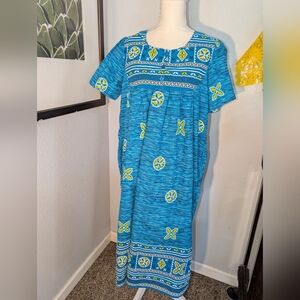 Loungees moomoo Dress Lounger large Blue and Yellow Patterned Dress